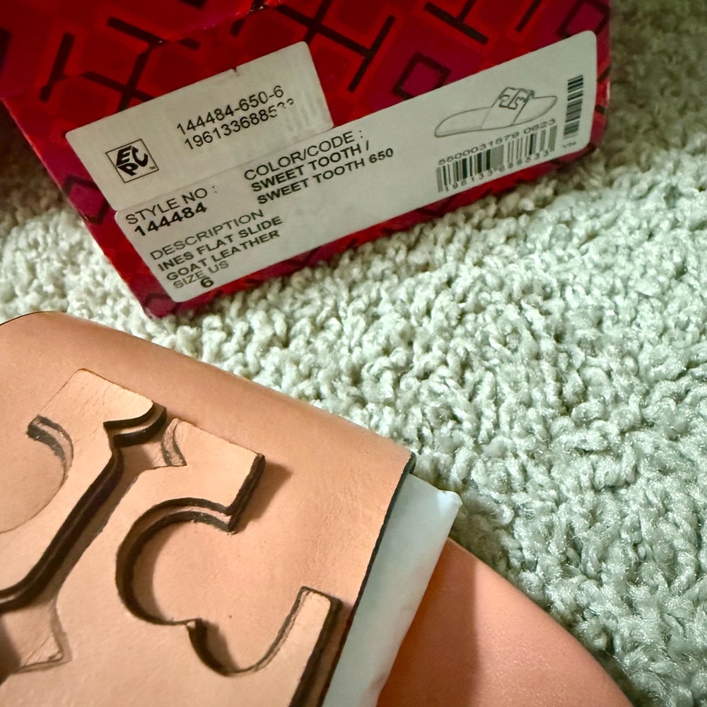 Tory Burch Sandals - Picture 3 of 6